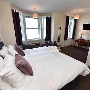 Hotel Phoenix Court, Scarborough
